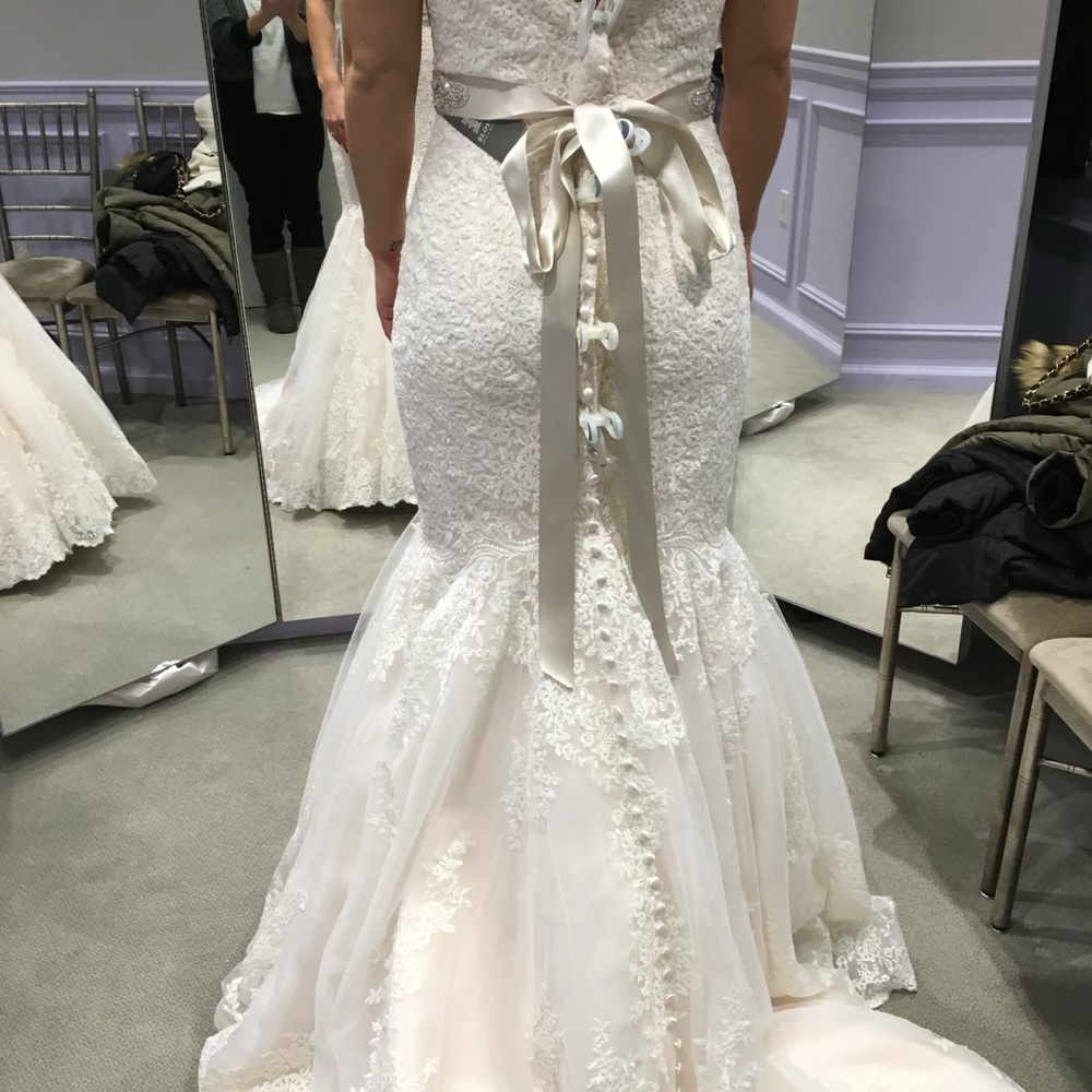 BRAND NEW unaltered Madison James bridal gown- Kleinfeld’s purchased MJ215 - Picture 4 of 9